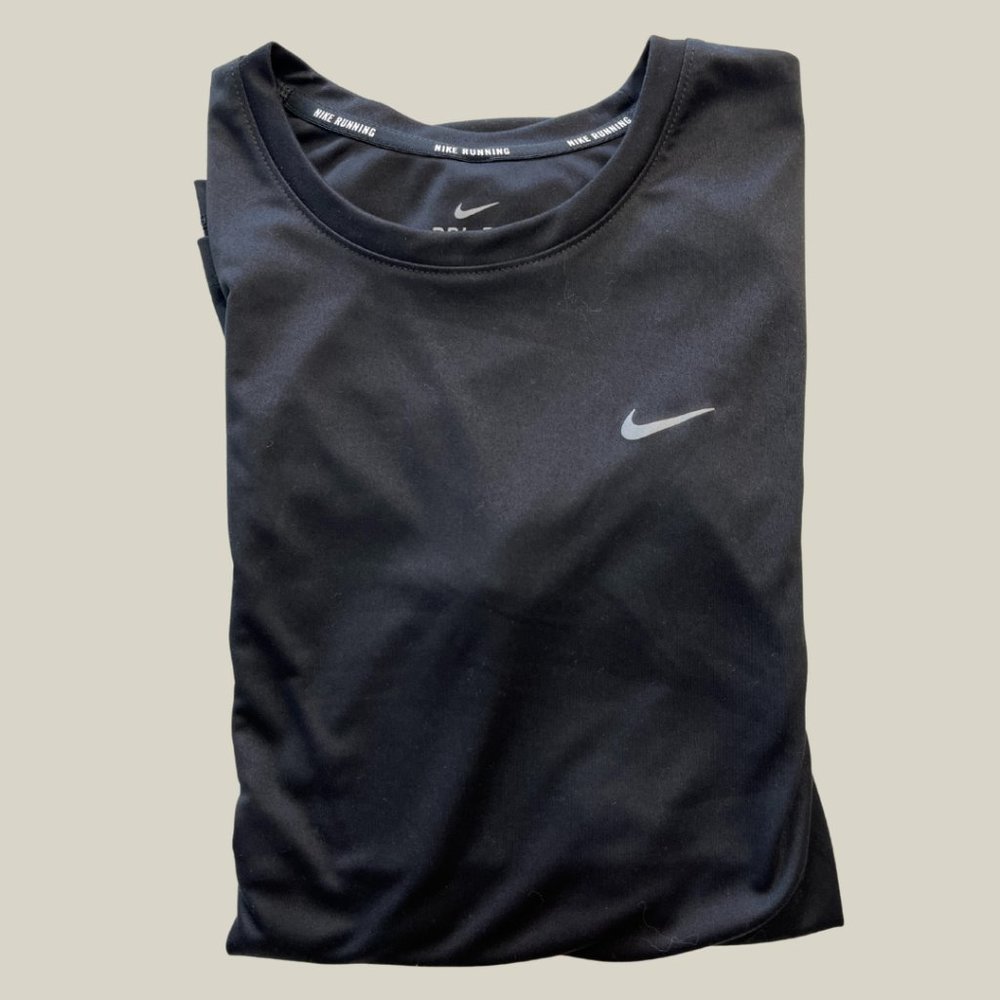 Nike Dri-fit Black  T-Shirt SizeXL - NWT - 0360LR-2A